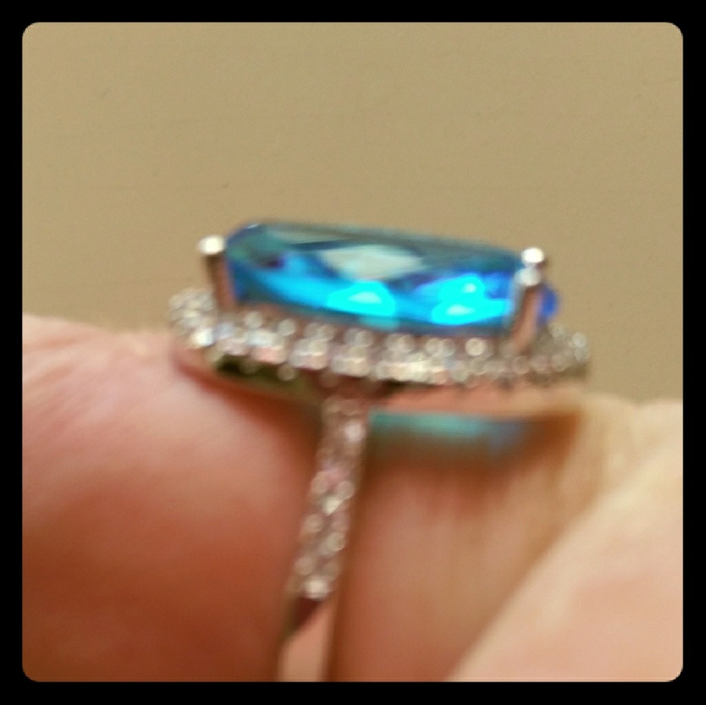 Womens blue topez ring